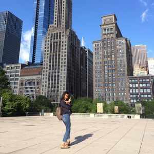 Meet your Posher, Nonelie